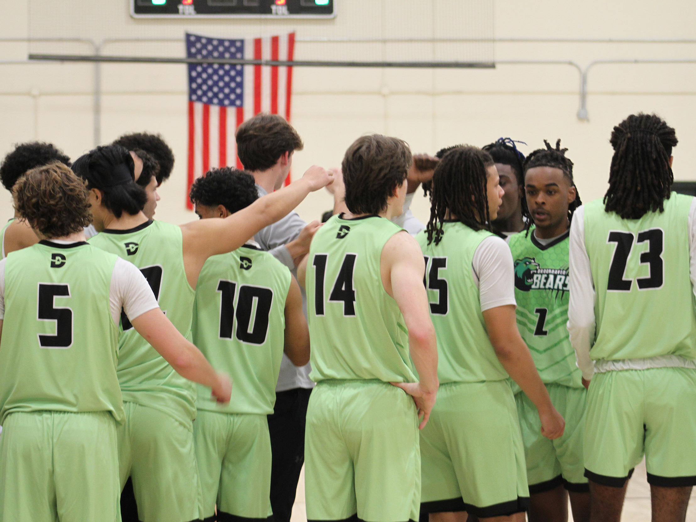 Men's Basketball Back in Action Monday